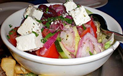 salata xoriatiki